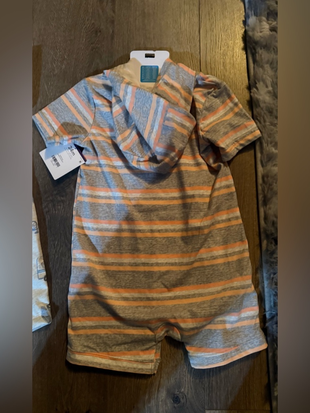 Boys. Carter's. Short Sleeve Rompers. 3 of them. - Picture 5 of 7